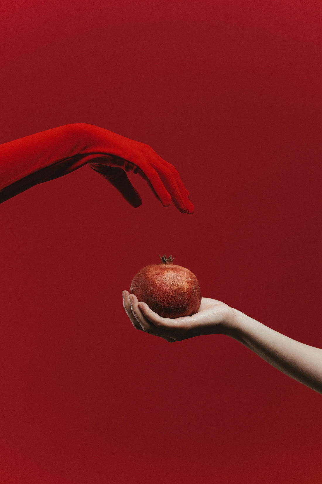 3 būdai stilingai dėvėti megztinį